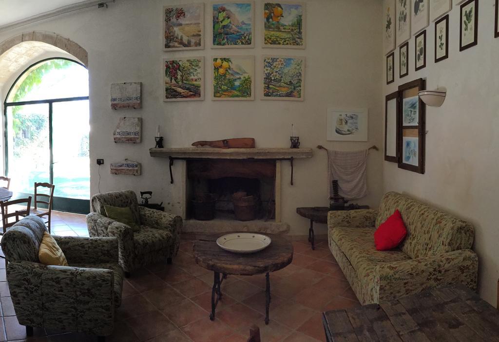 Tenuta Sant'Andrea Giuggianello エクステリア 写真