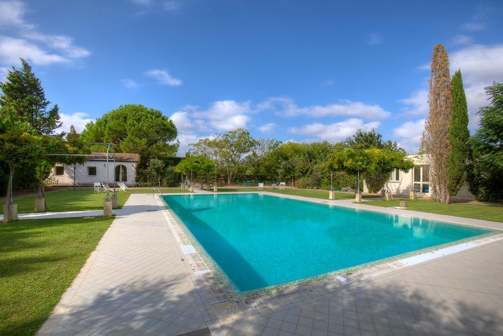 Tenuta Sant'Andrea Giuggianello エクステリア 写真